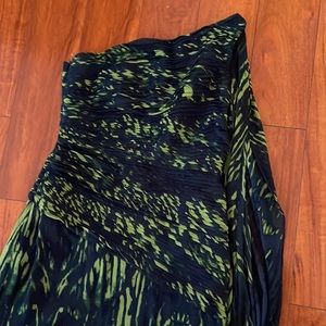 One shoulder beautiful dress